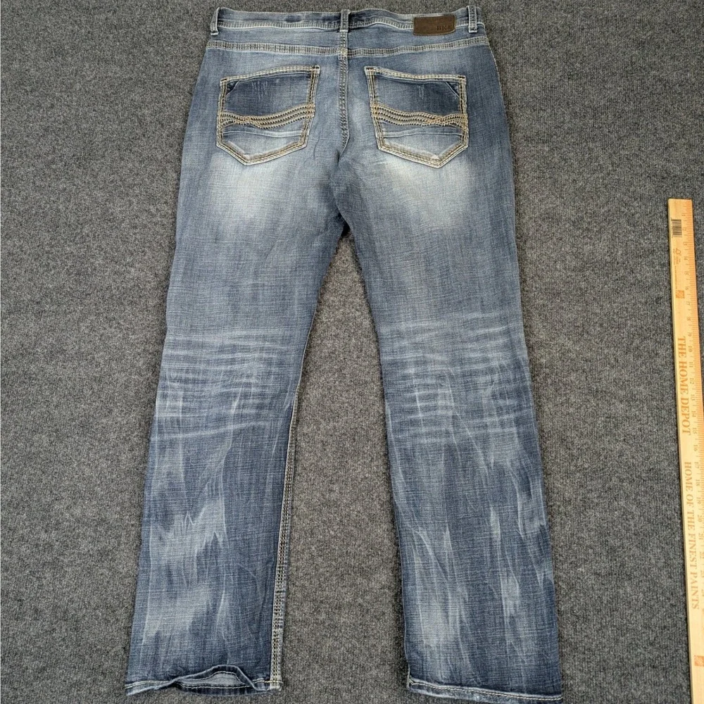 BKE Tyler Mens Straight Leg Jeans Blue Medium Wash Stretch AVS23100 Size 36x32